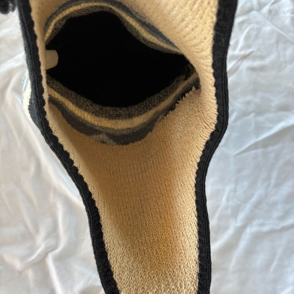 Wigwam Winter Hat - Picture 3 of 7